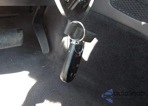 2017 Dodge Challenger Sxt z USA, uszkodzony, nr VIN 2C3CDZAG3HH519086